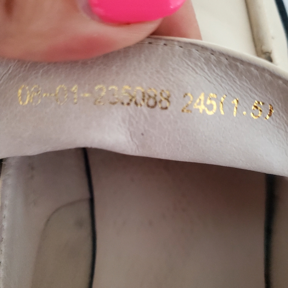 Chunky Loafers with Beige Gold Hardware Women 8 - Picture 6 of 8